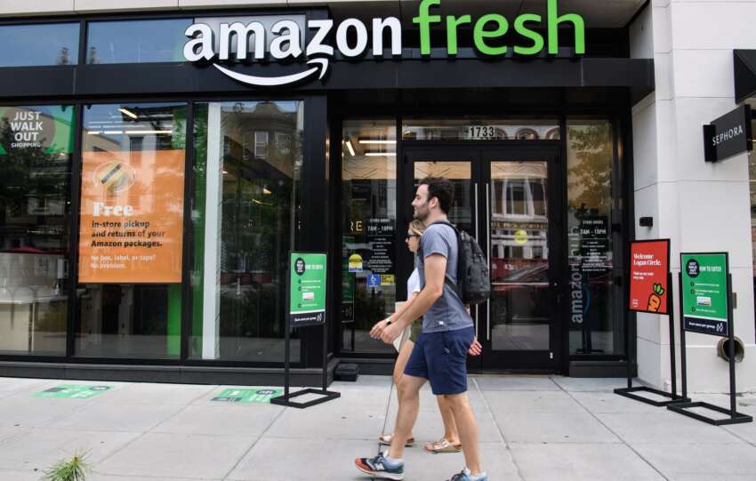 Amazon cuts jobs at Fresh grocery stores by mfiguiere